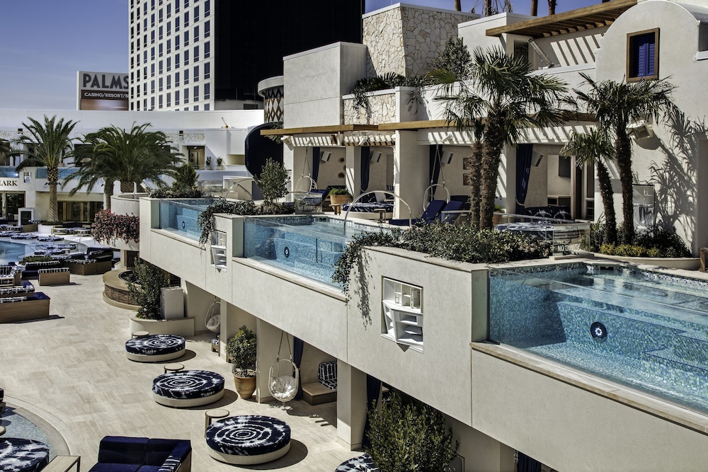 Palms Casino Resort 72/73