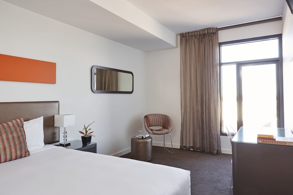 Dandenong Central Apartment Hotel (ex Punthill Dandenong) 12/35