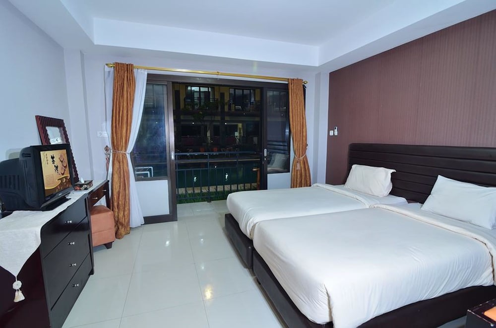 The Aromas Of Bali Hotel And Residence 12/48