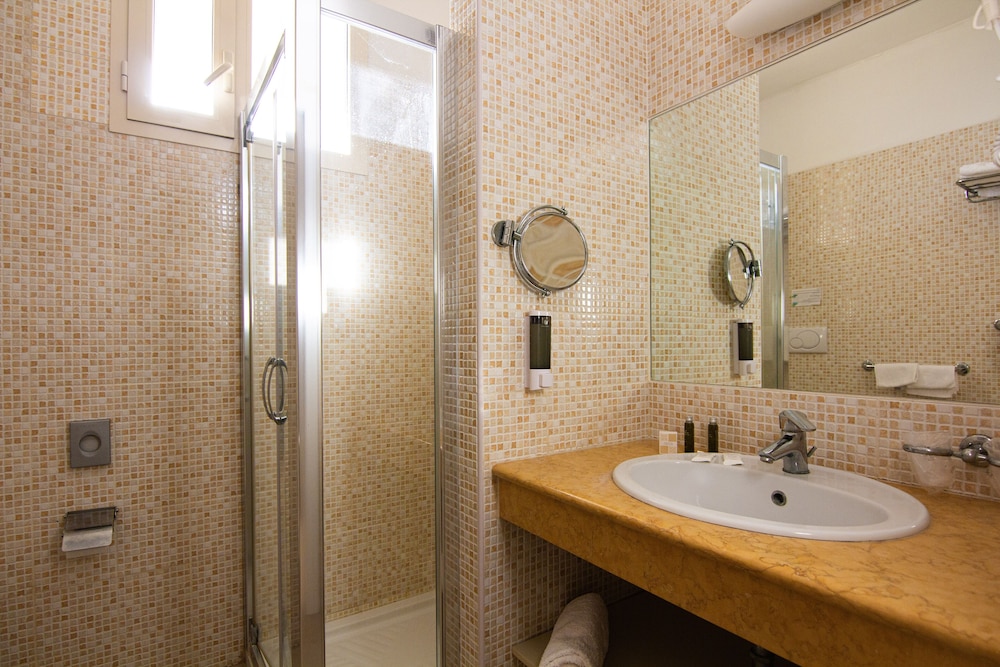 Parco Dei Principi 67/72