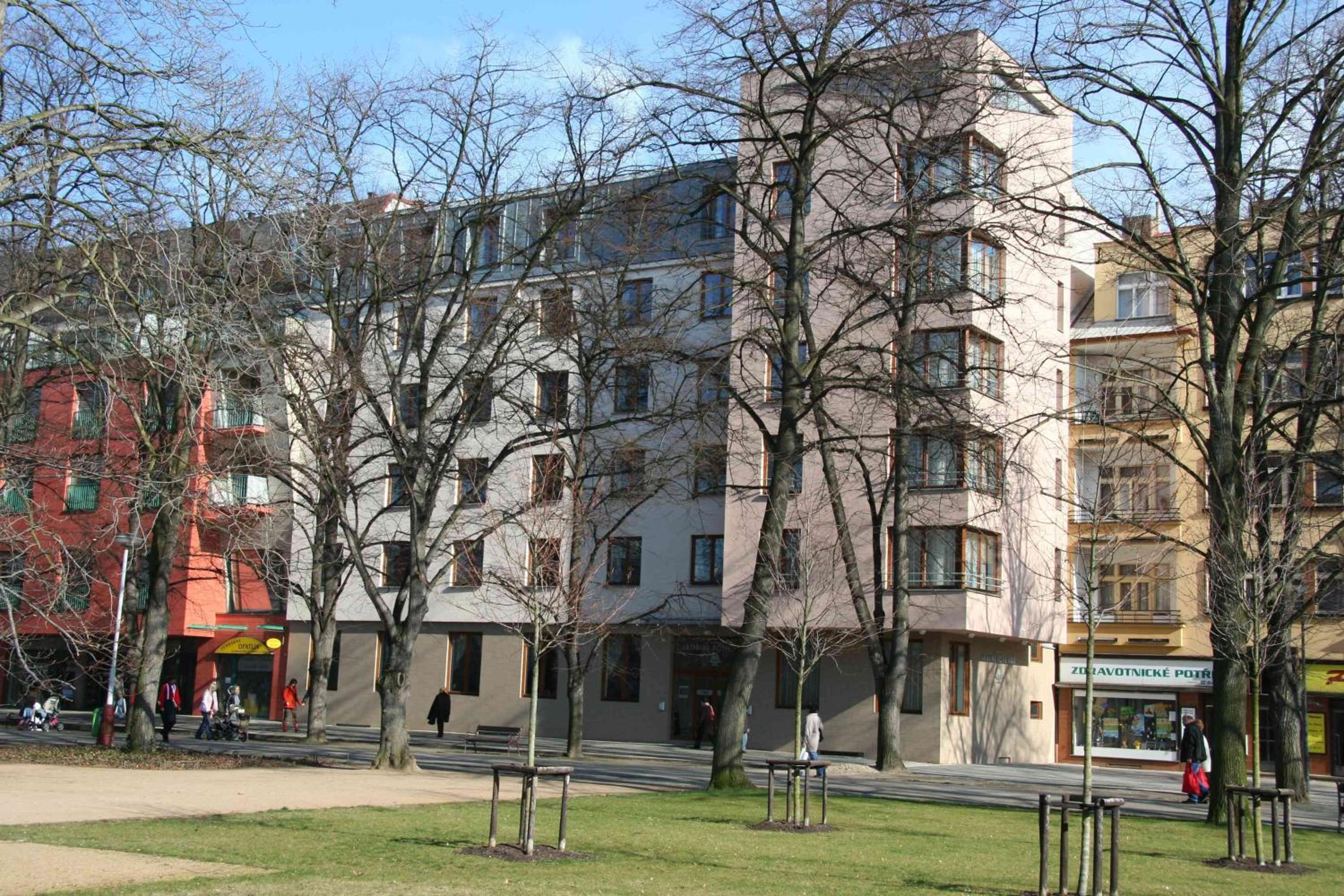 Lazensky Hotel Park 35/48
