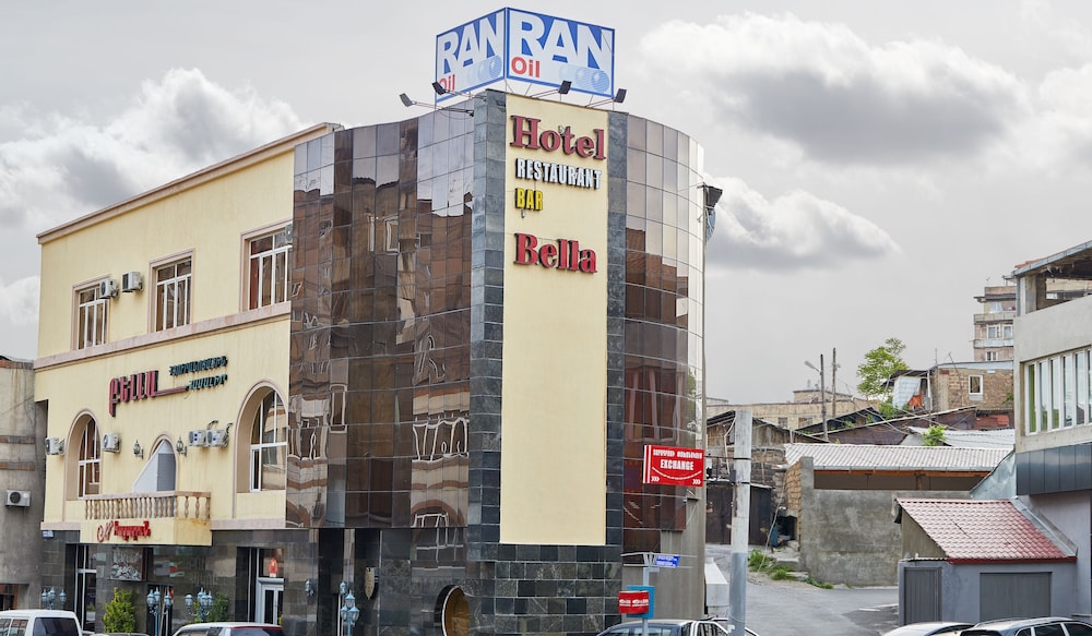 Bella Hotel 1/50