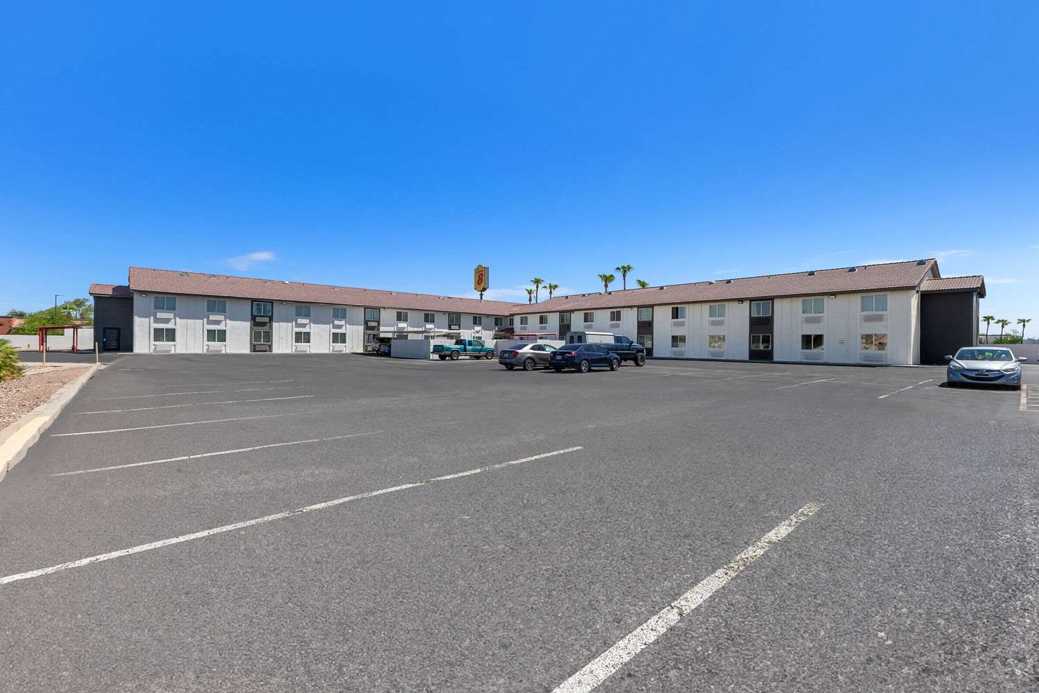 Super 8 by Wyndham Goodyear/Phoenix Area 14/22
