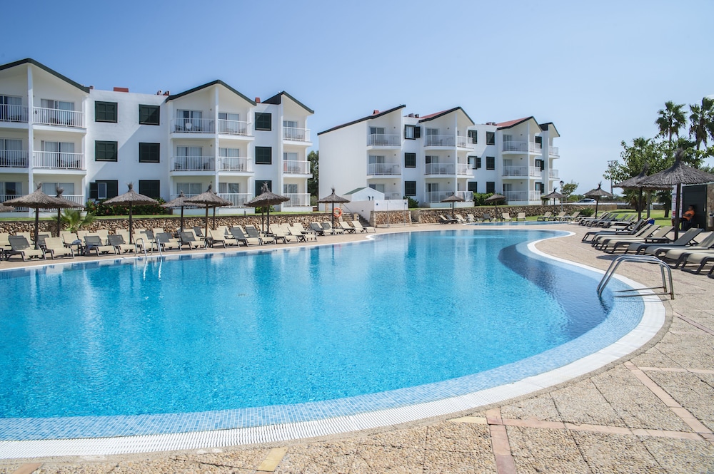 Pierre & Vacances Menorca Cala Blanes (ex Roc Cala D’en Blanes Beach Club Aparthotel) 65/69