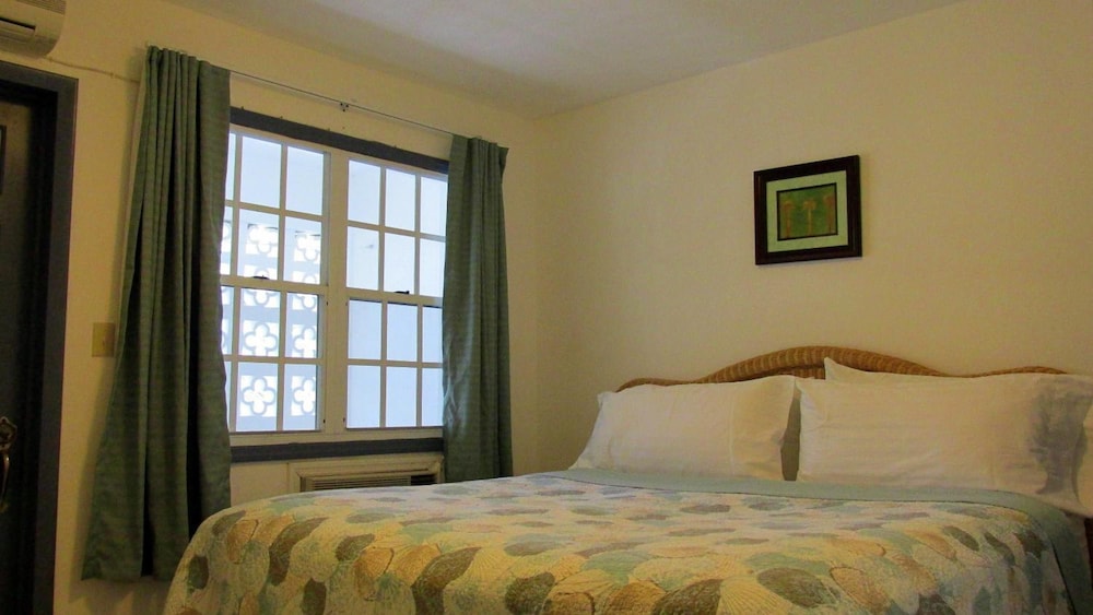 Lesperance Hotel 7/46