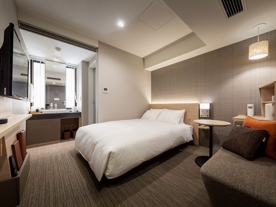 COMFORT, DOUBLE BED, SMOKING