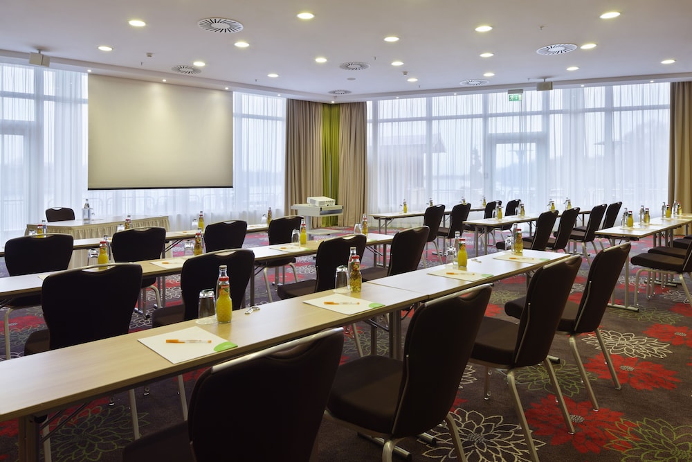 Courtyard By Marriott Hannover Maschsee 42/45