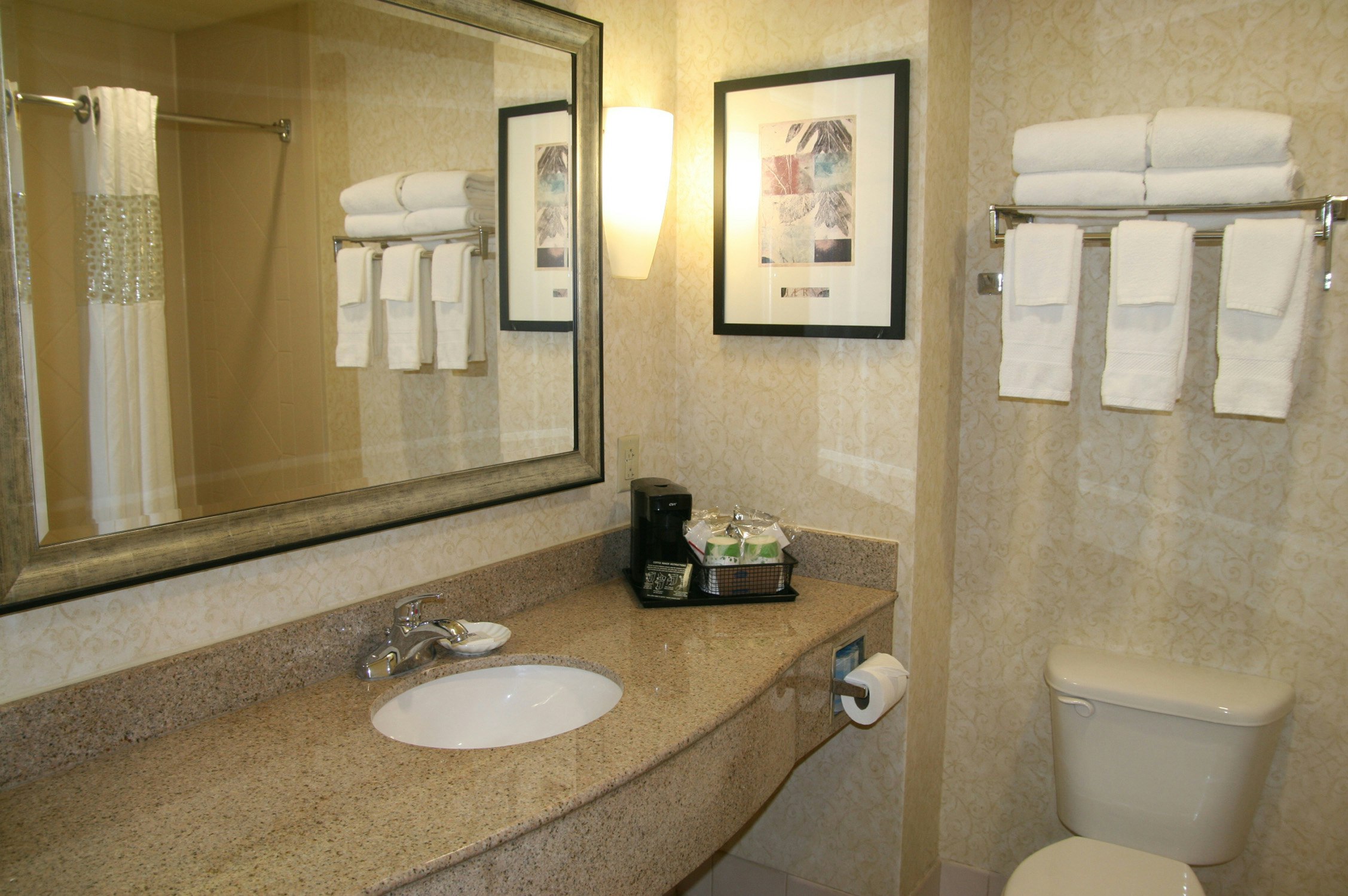 Hampton Inn Suites Spartanburg I 26 Westgate Mall 58/59