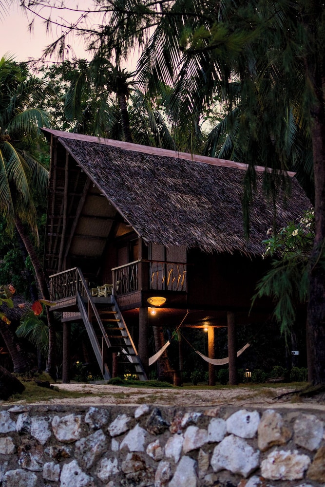 Sangat Island Dive Resort 5/50