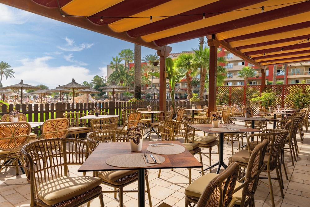 Elba Carlota Beach & Convention Resort 53/72