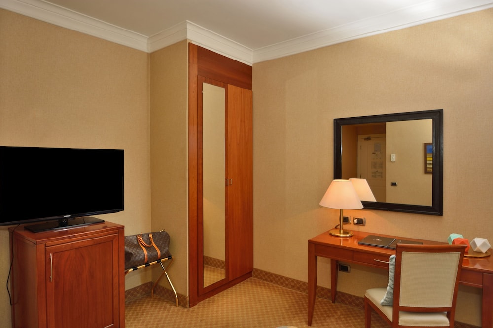 LH Hotel Lloyd Rome 34/53
