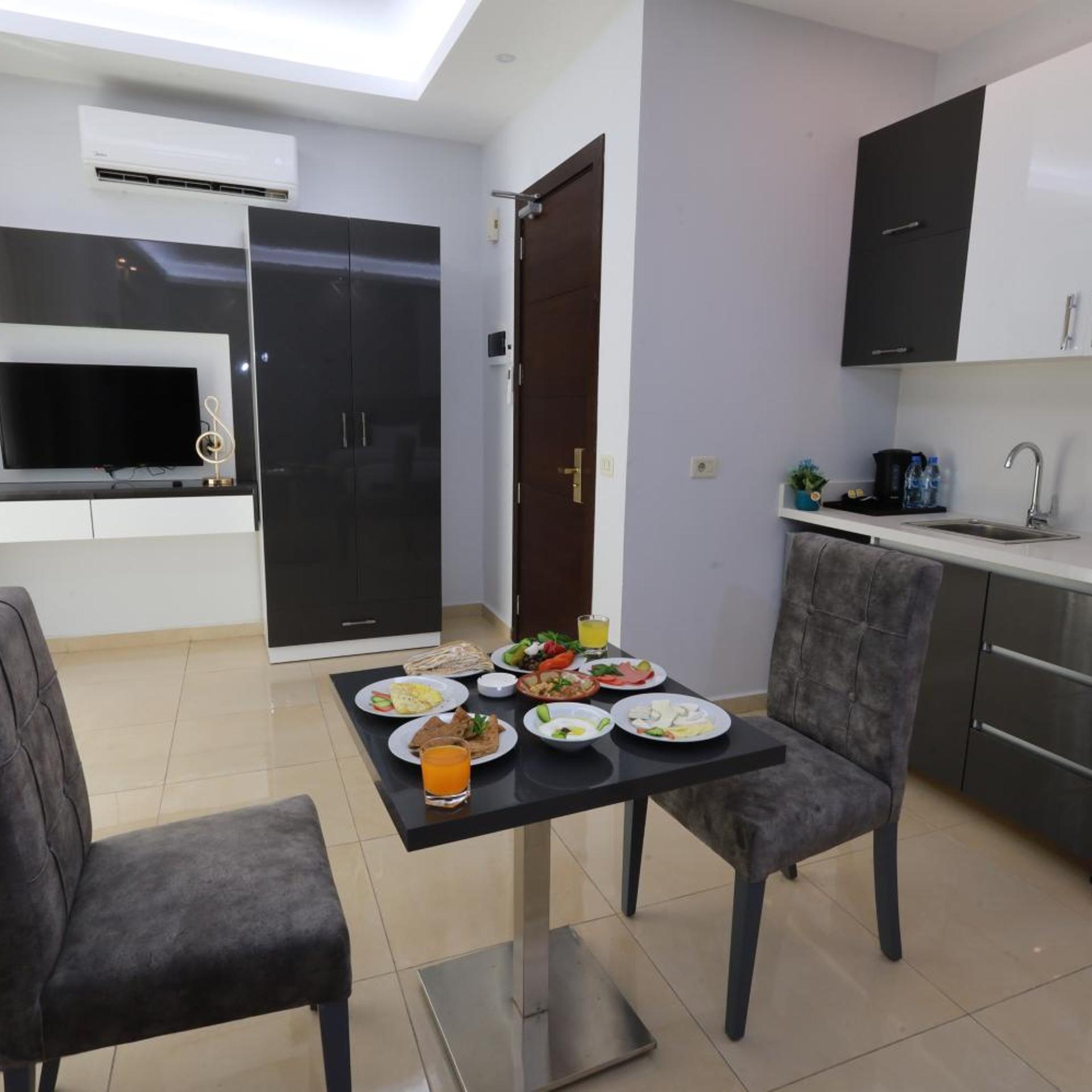 Palm Boutique Suites Hotel, Beirut 23/25