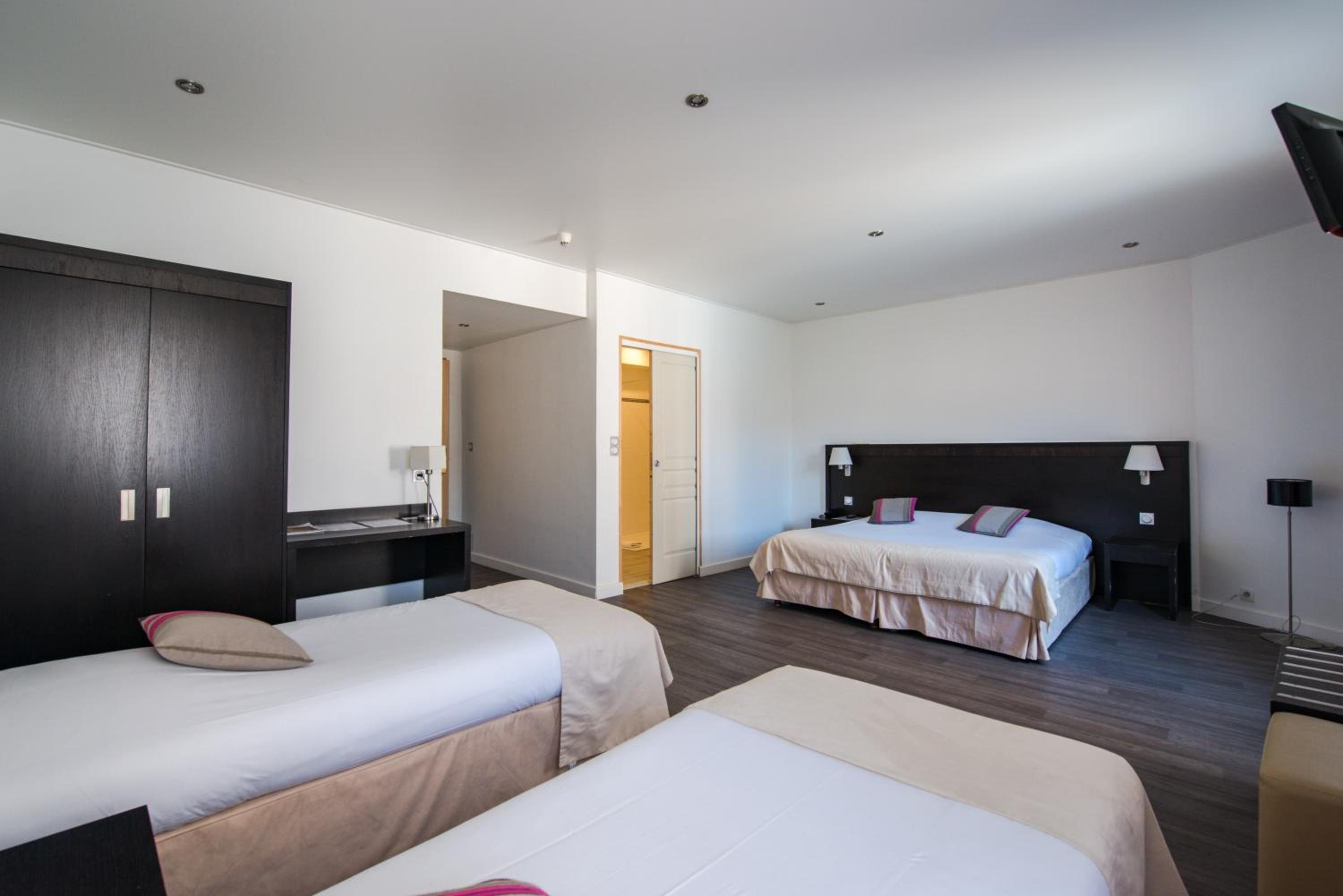 جناح بإطلالة على الحديقة، Exclusive Hotel Comte De Nice 4/8