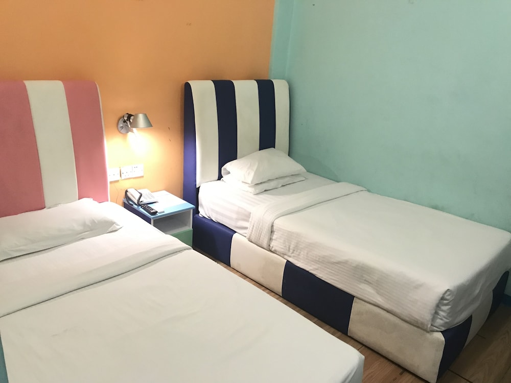 Smurf Inn Homestay 15/77