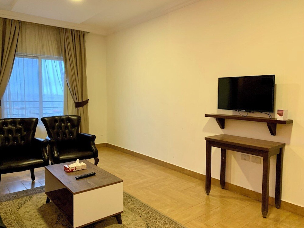 Ream Hotel 38/50