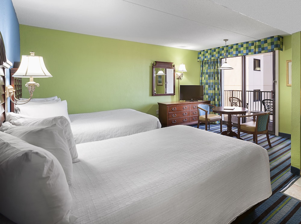 Breakers Resort 24/80