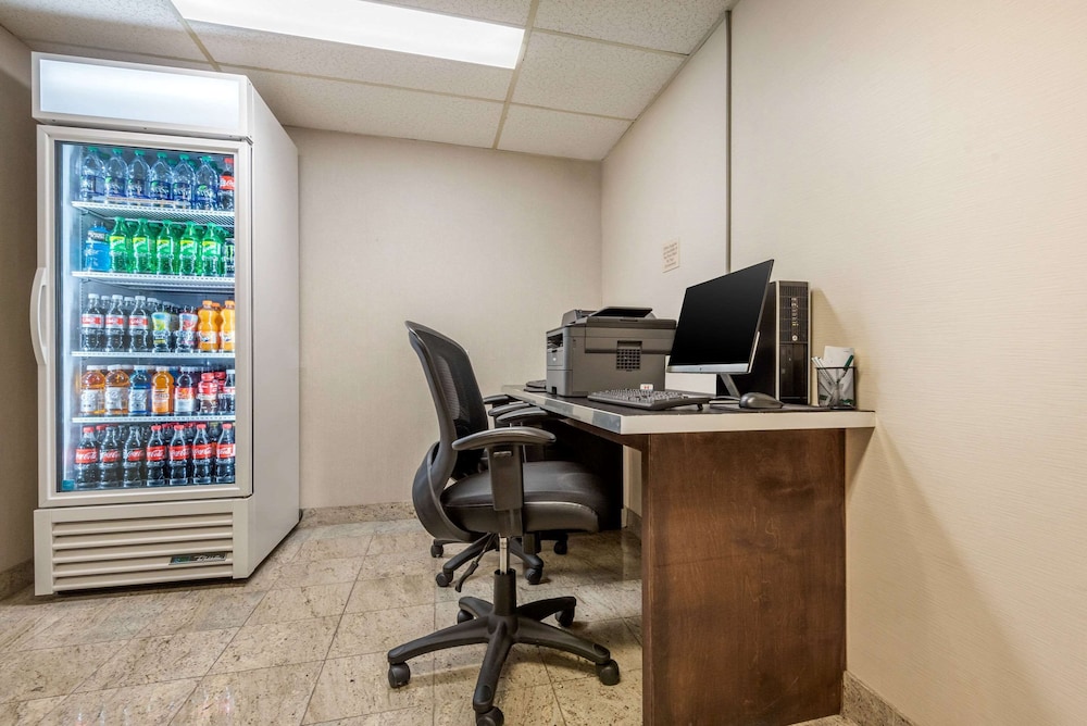 Quality Inn & Suites Mississauga 33/41
