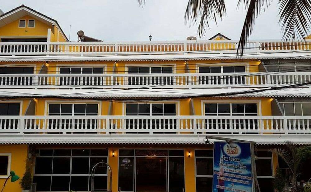 Sea Falcon Hotel 4/28