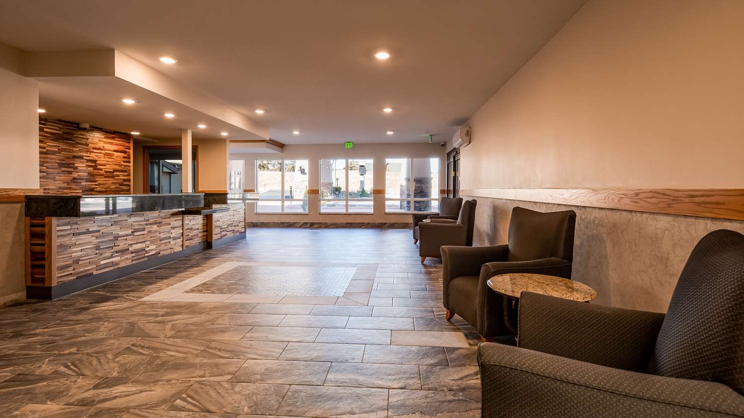 Best Western Plus Silver Saddle Inn 5/43