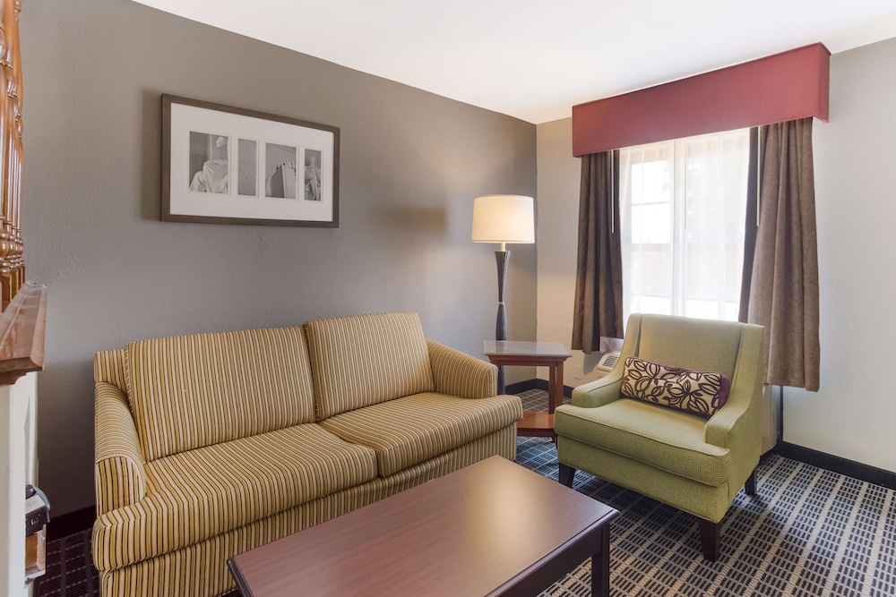SureStay Plus By Best Western Greenwood 28/50