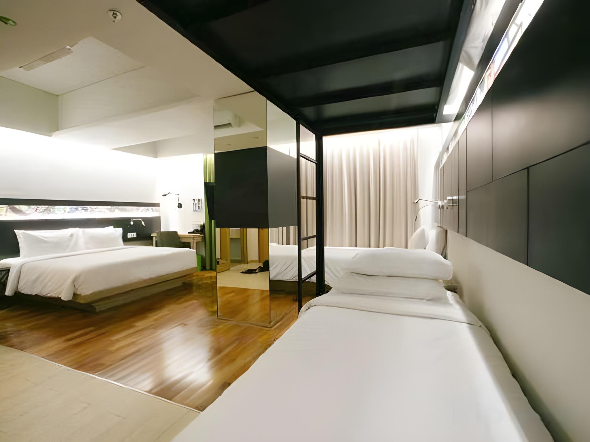 Love, King Bed