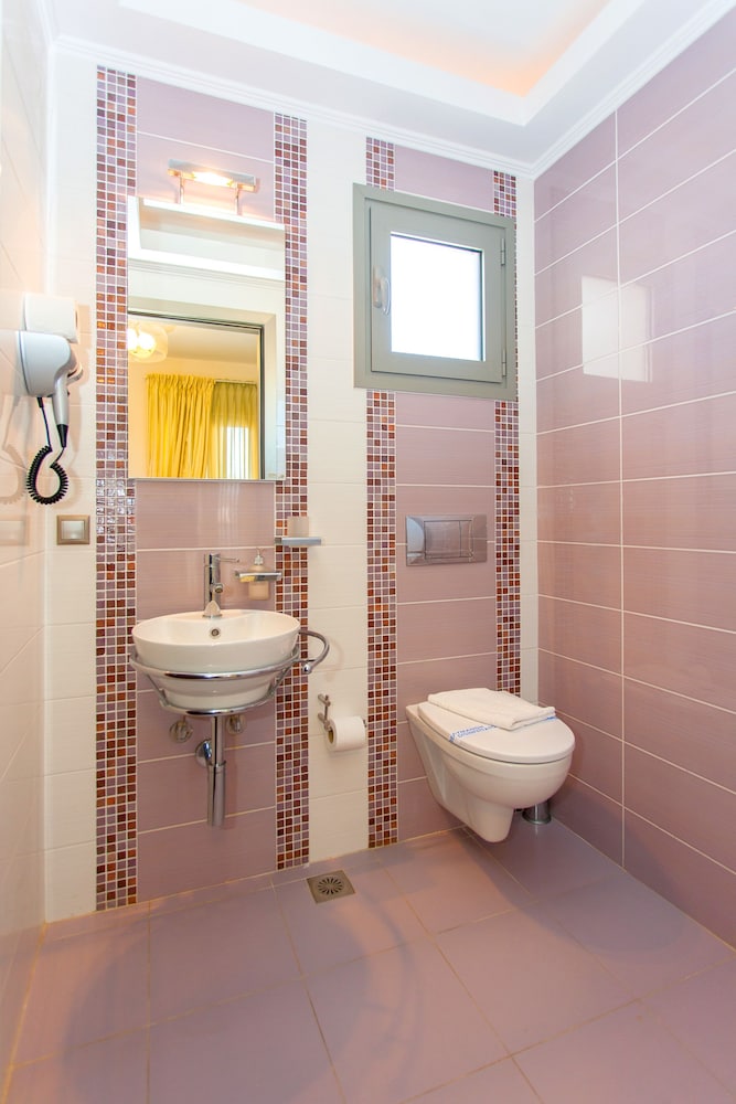 Sandy Point Villas Chania 45/50