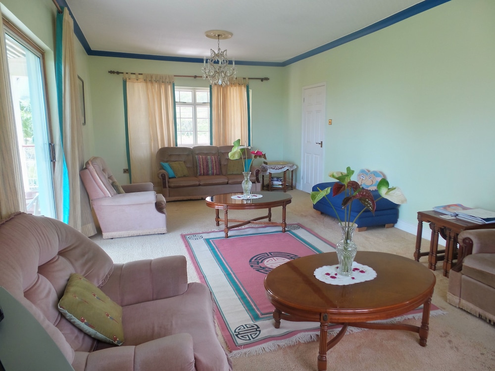 Rnm The Clubhouse Grenada 24/50