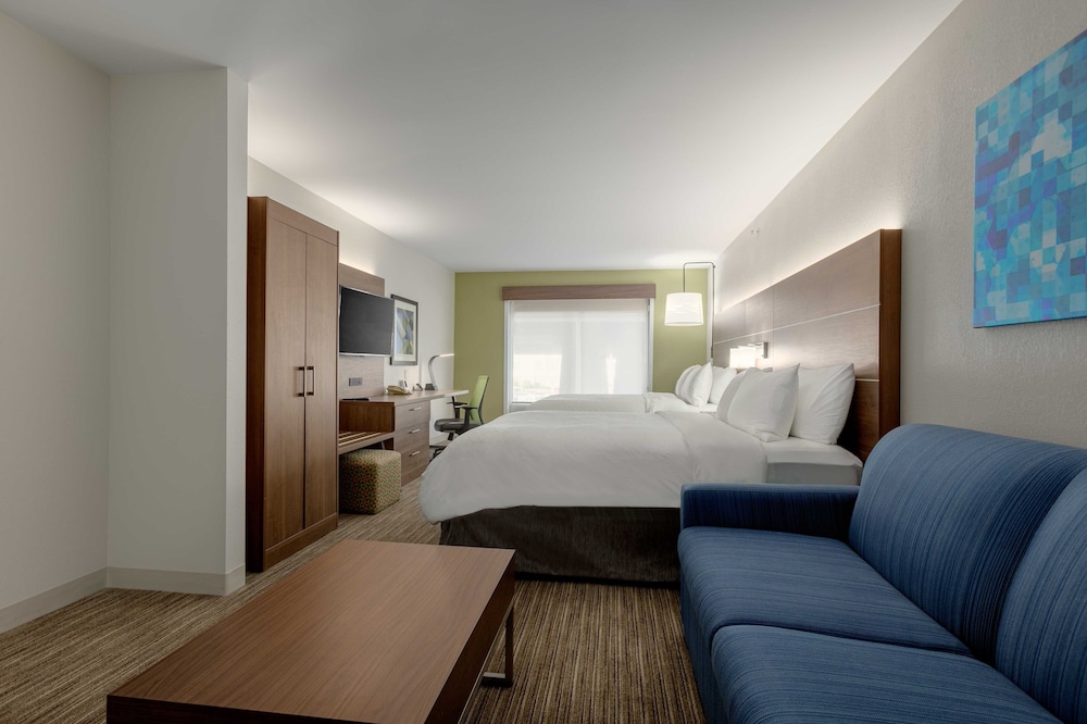 Holiday Inn Express Hotel and Suites Binghamton University-Vestal 18/52