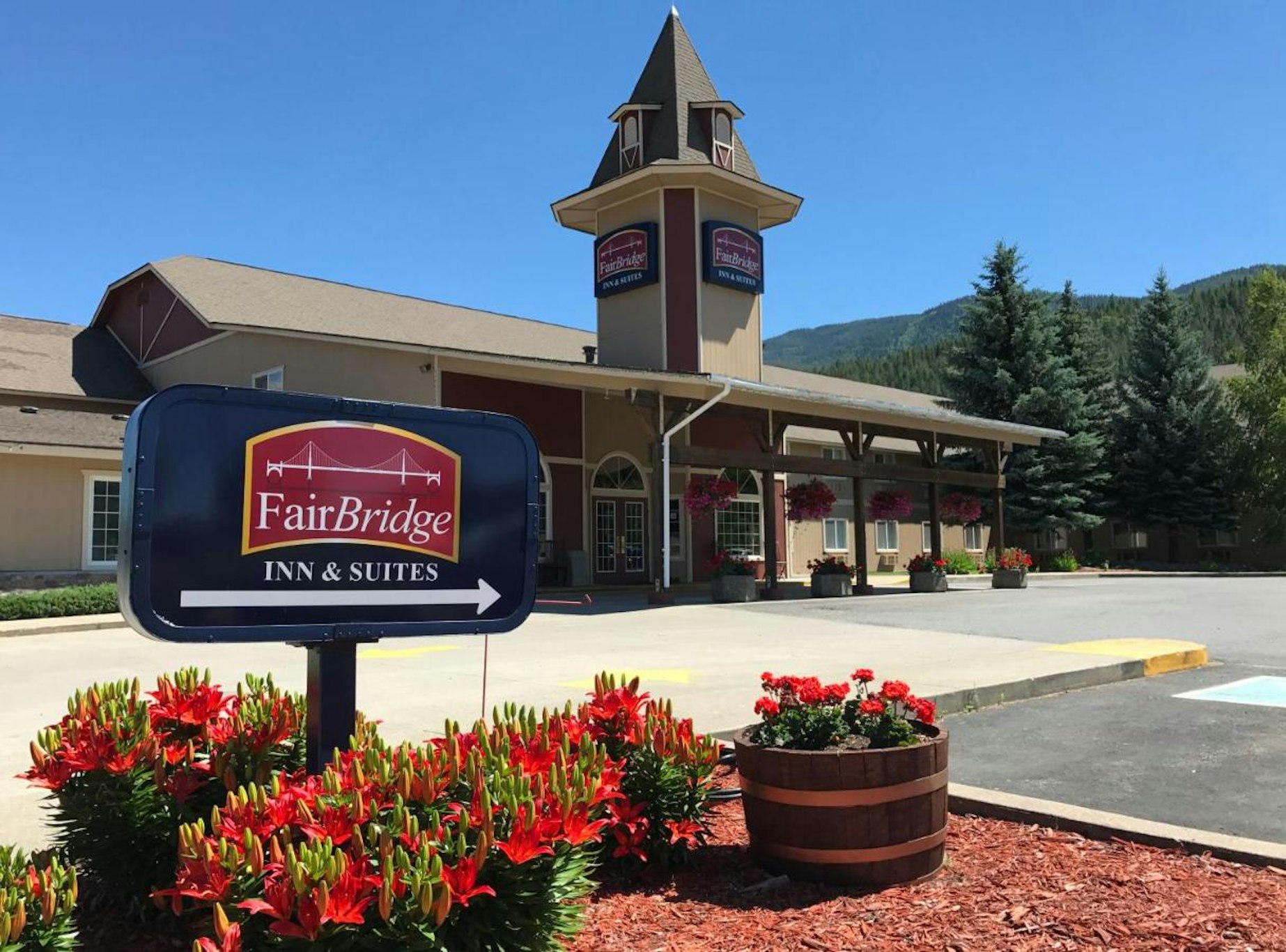 FAIRBRIDGE INN & SUITES KELLOGG 4/48