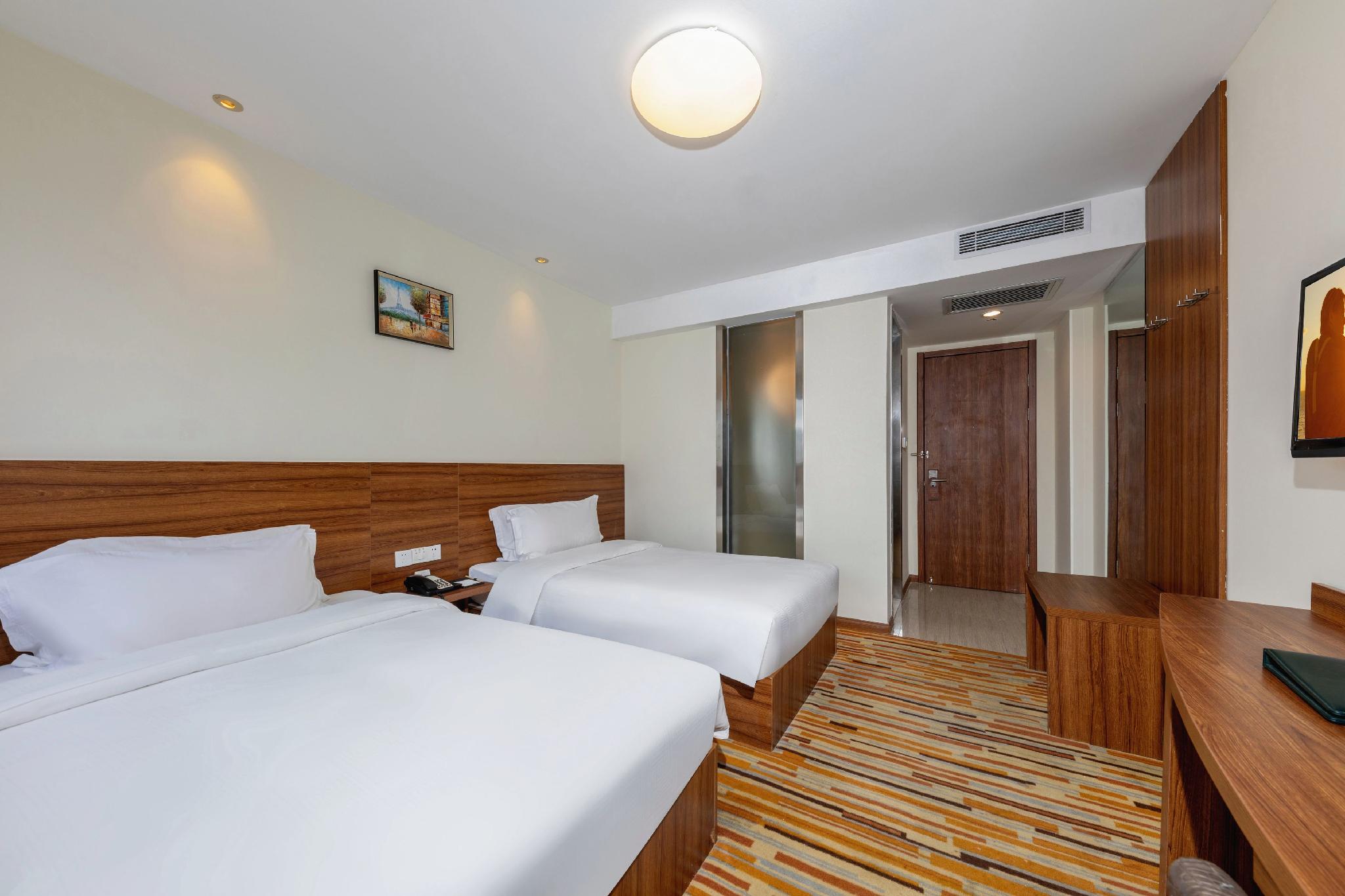 Calais Hotel 17/42