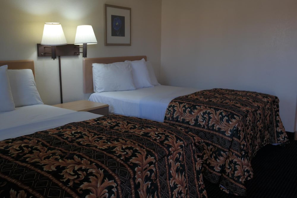 Chandler Inn 12/29