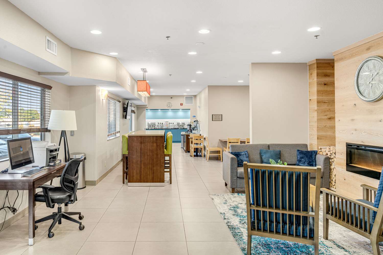 Country Inn & Suites by Radisson, Brookings, SD 34/39