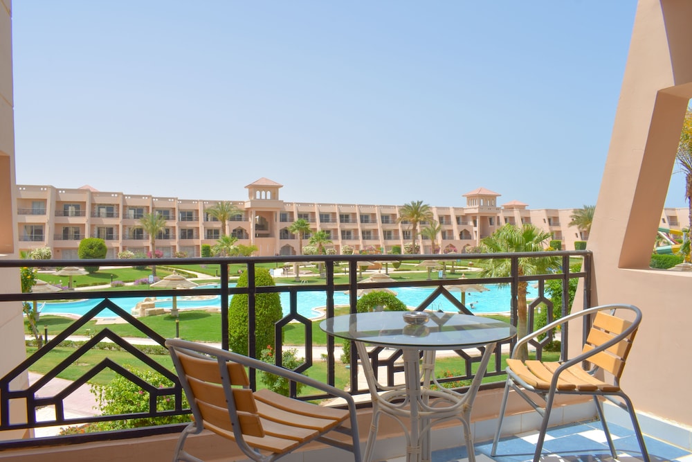 Jasmine Palace Resort and Spa 59/72
