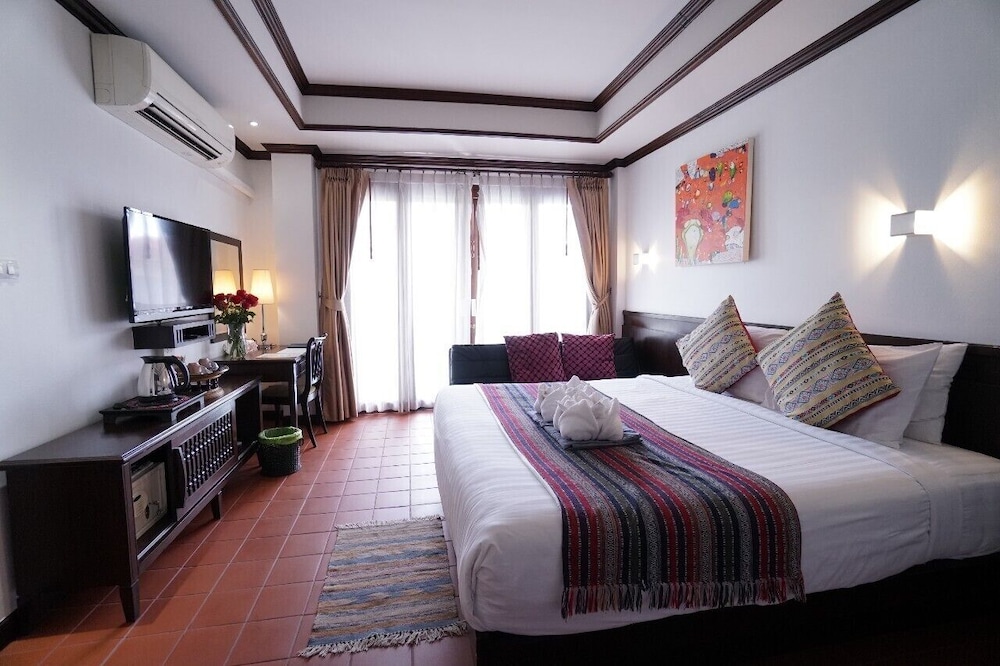 Baan Huen Phen 21/69