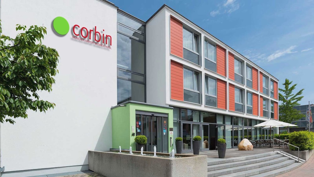 Corbin Munchen Airport Business Hotel 2/28