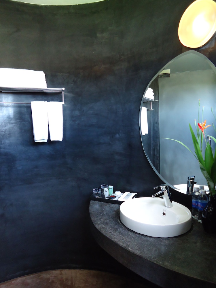 MEN's Resort & Spa (Gay Hotel) 31/36