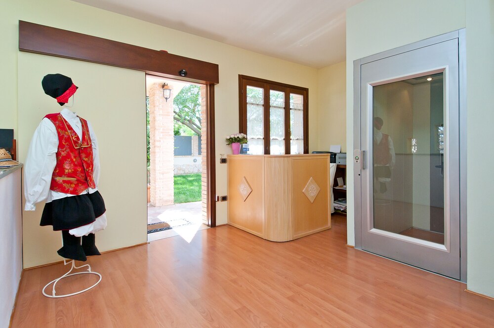 Gentarrubia - B&B 2/50