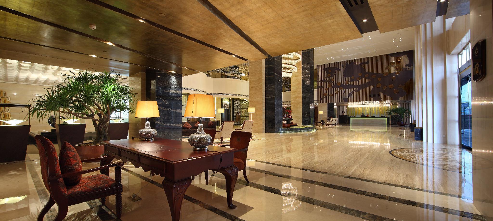 Yihe Grand Hotel 34/38
