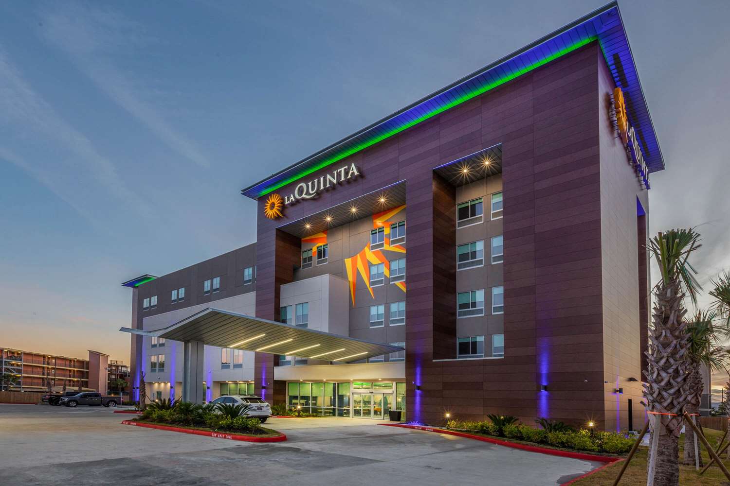 La Quinta Inn & Suites by Wyndham Galveston West Seawall 43/48