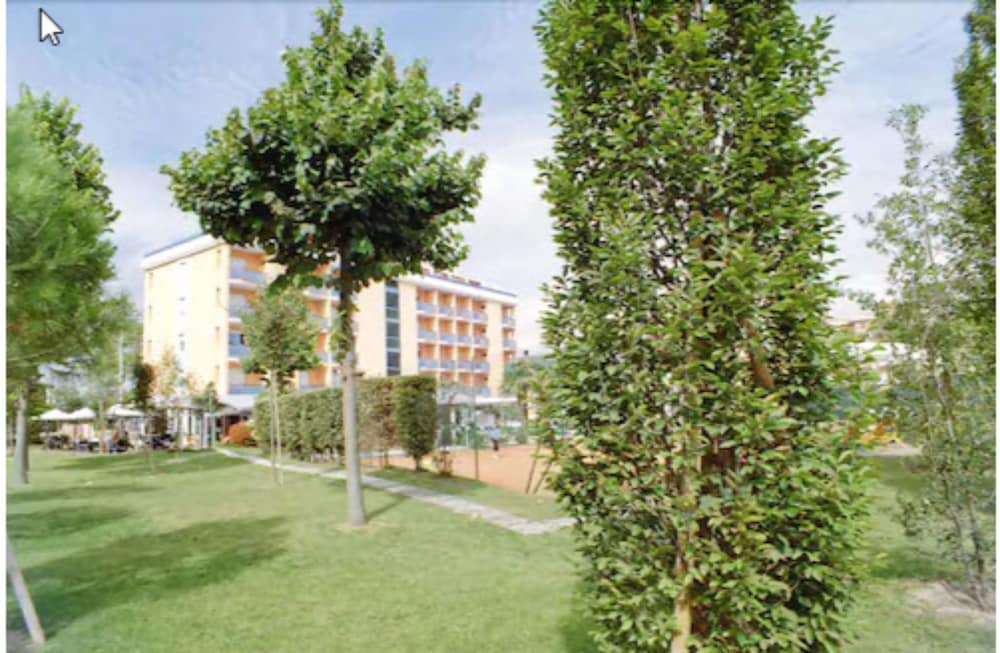 Grand Esplanada 57/65