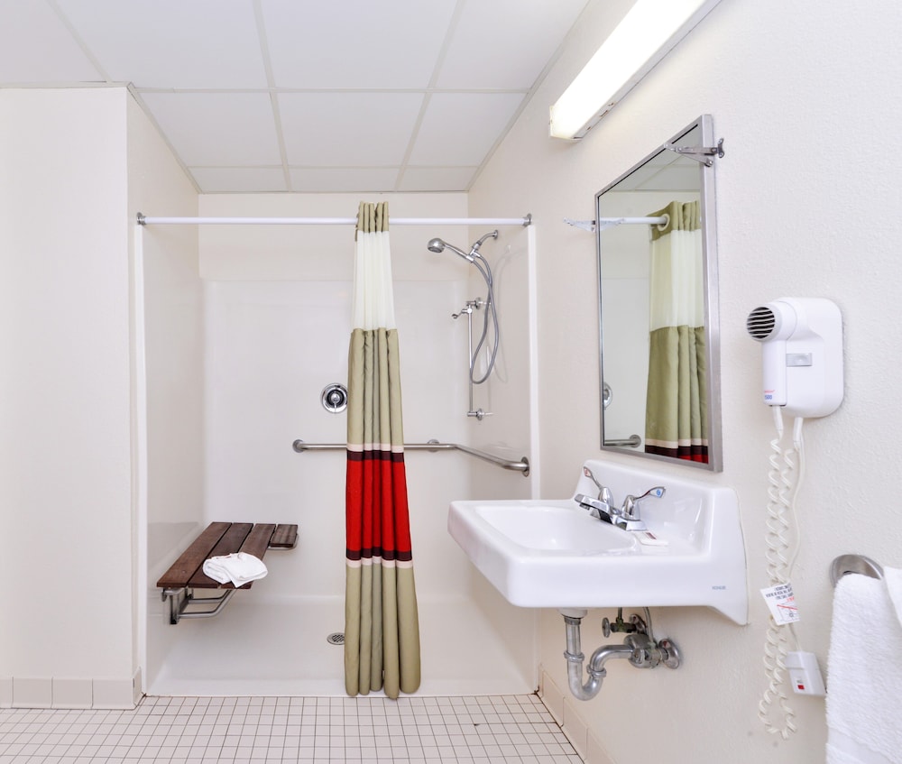 Red Roof Inn Sandusky - Milan 16/43