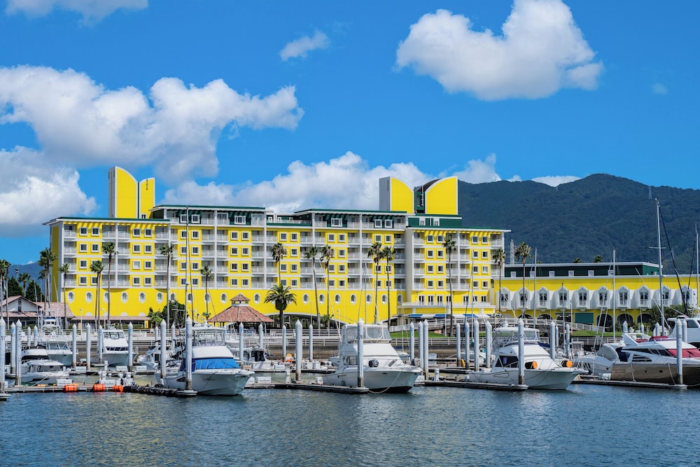 Wakayama Marina City Hotel 63/65