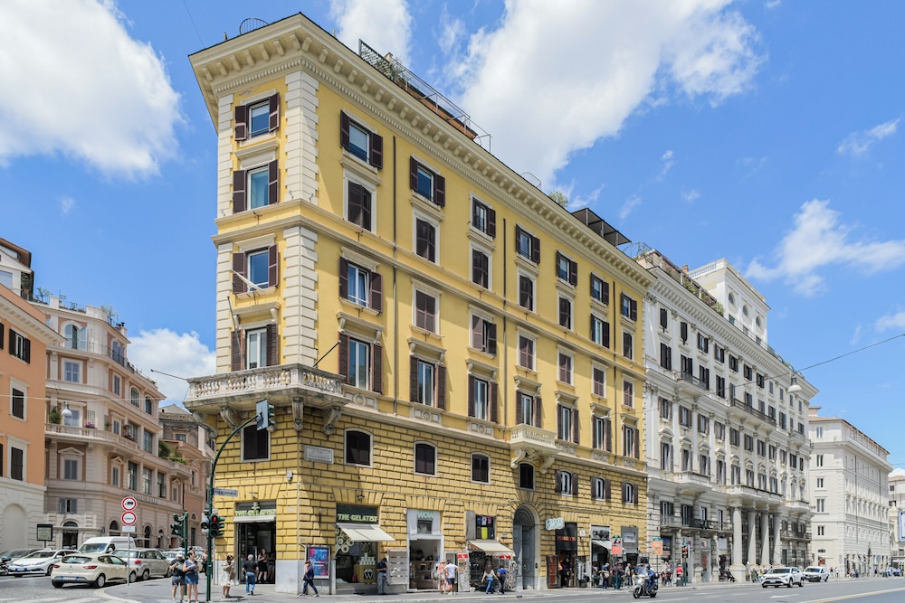 163 Boutique Hotel 2/50