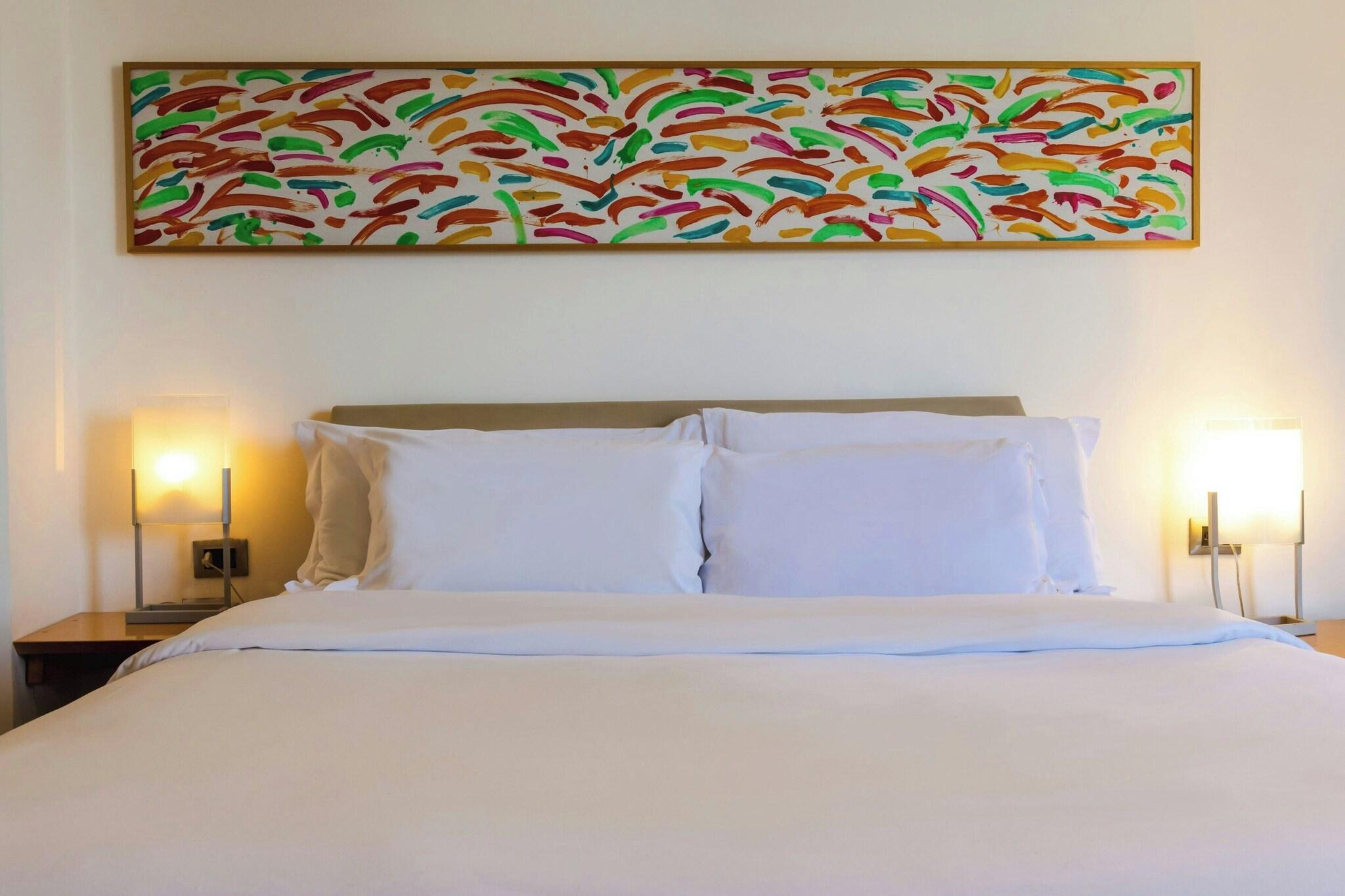 غرفة ديلوكس بسرير كينج، Four Points By Sheraton Catania Hotel And Conference Center 5/8