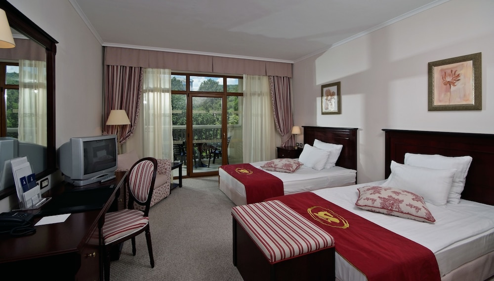 Melia Grand Hermitage 46/81