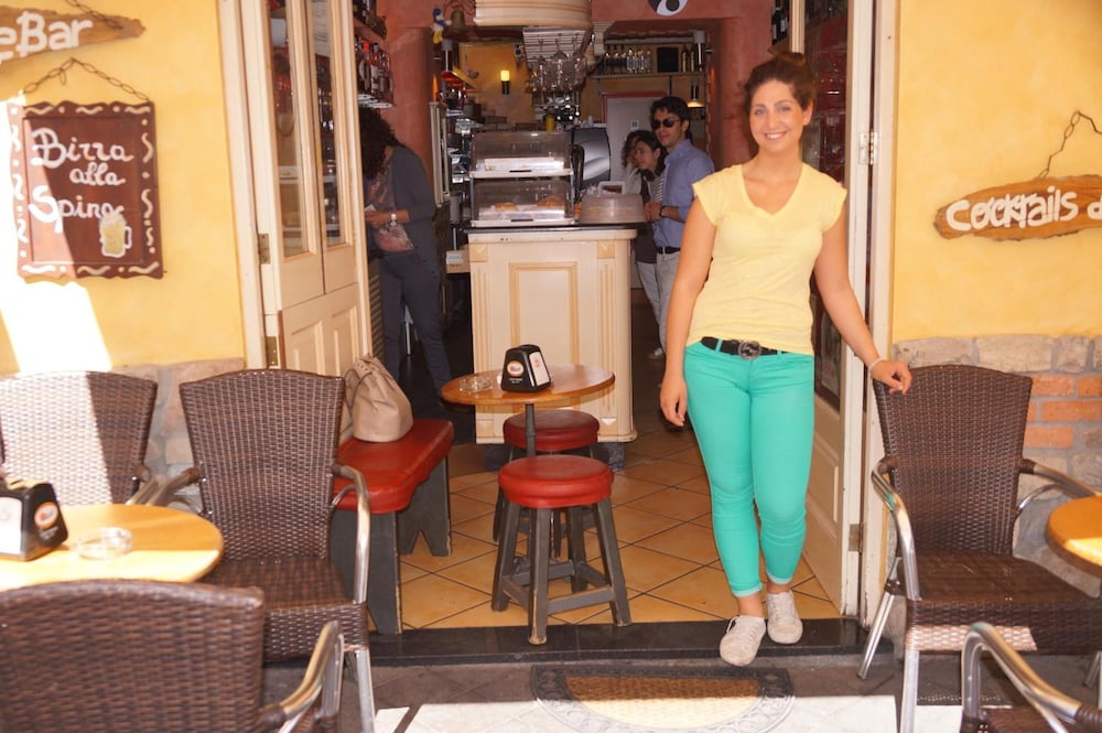 restaurant cafeteria