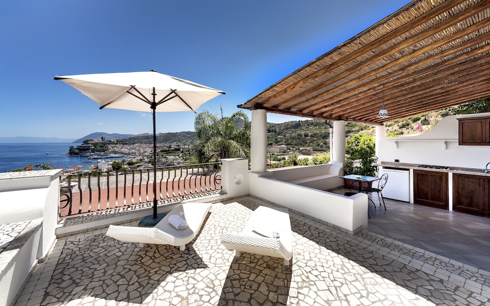 Villa Enrica 25/50