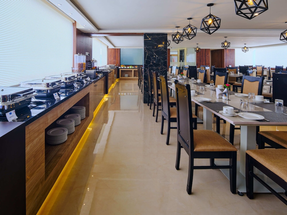 Essentia Premier Hotel Chennai 24/32