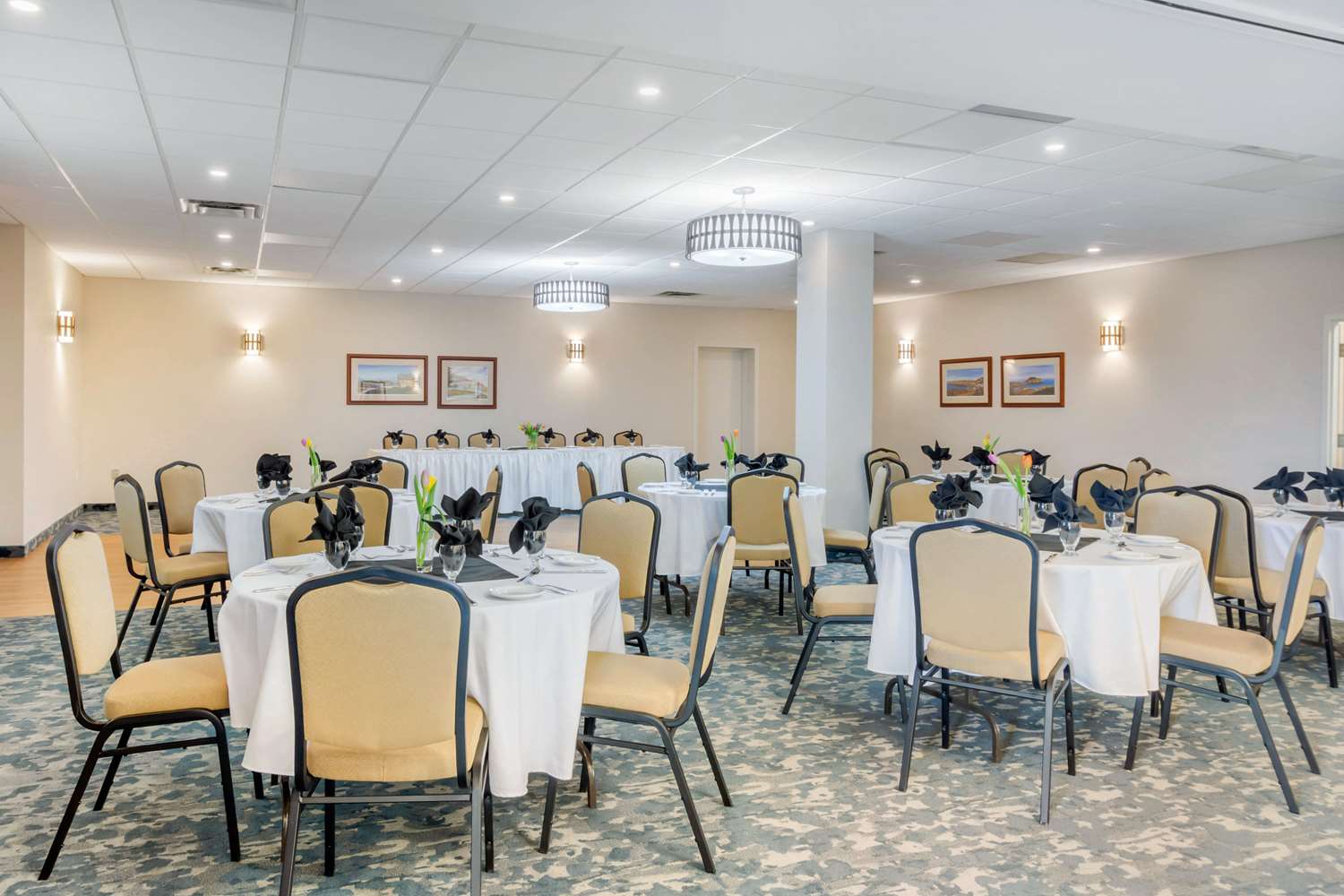 Quality Hotel Clarenville 15/21