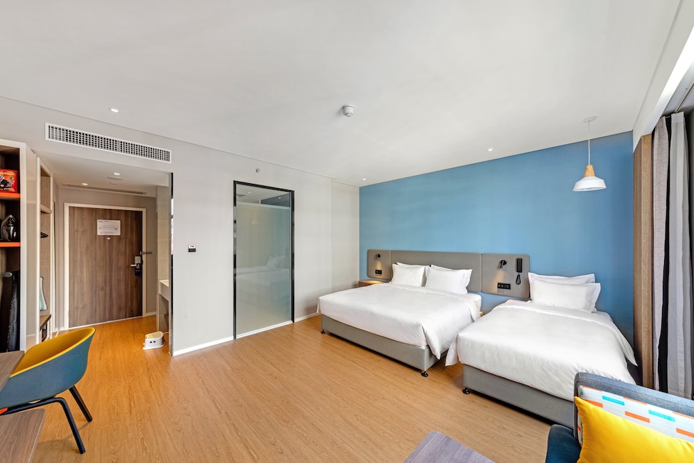 Holiday Inn Express Xiamen Tongan 12/20